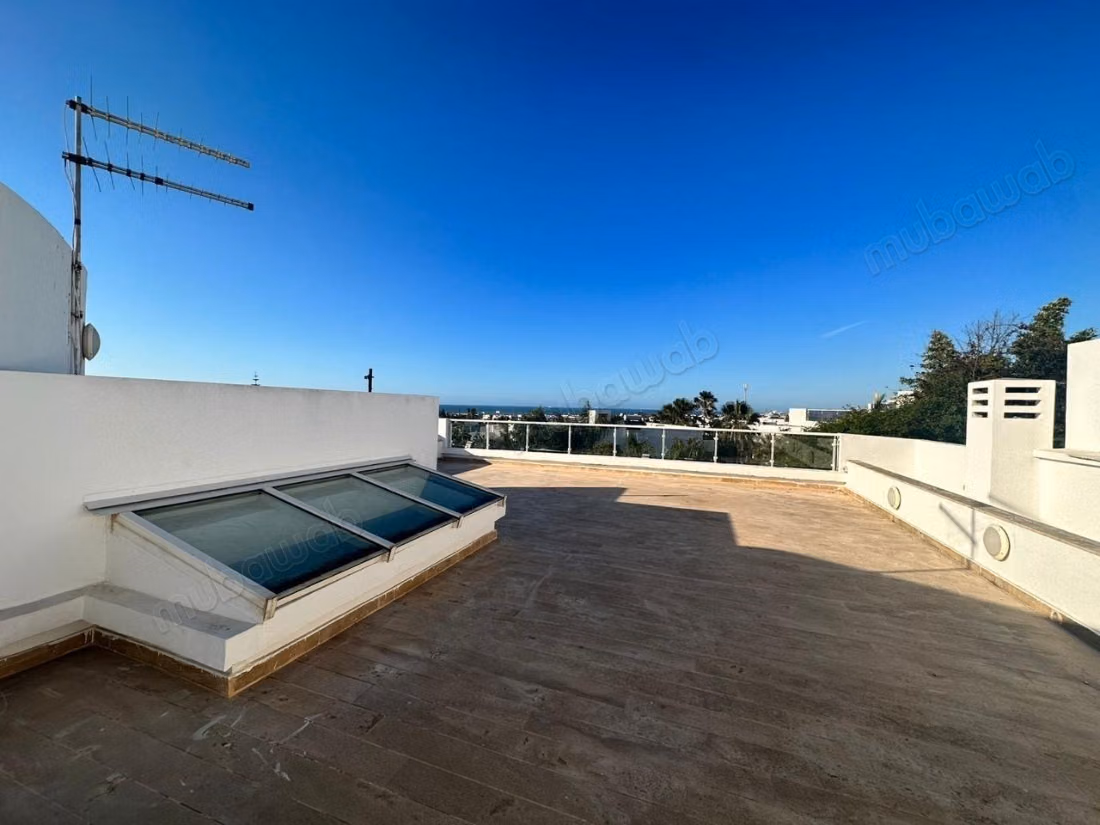 Stunning Modern Villa with Pool in Anfa / Ain Diab - Empty or Furnished