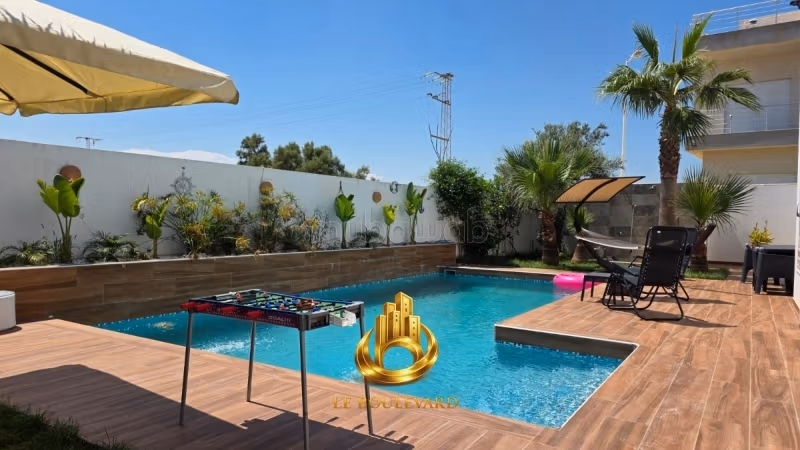 Villa S6 di alto livello con piscina