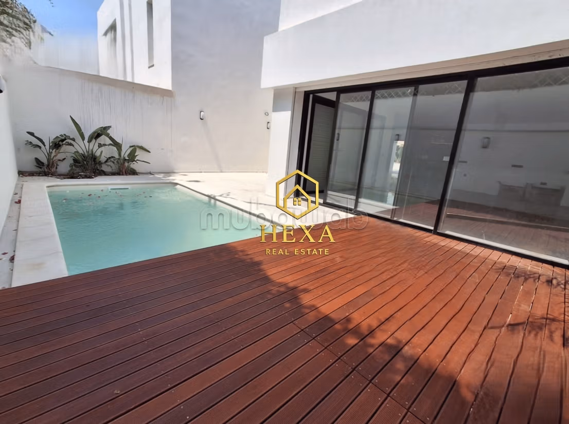 Triplex S3 avec piscine à Gammarth