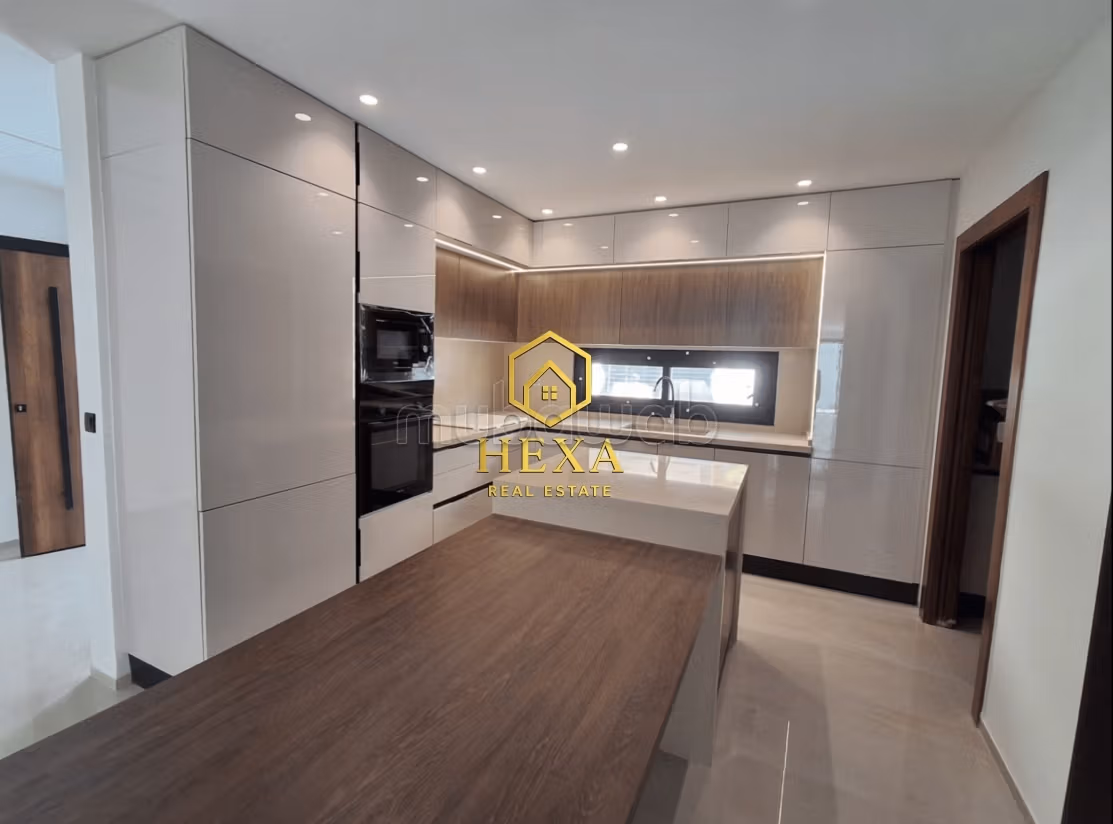 Triplex S3 avec piscine à Gammarth