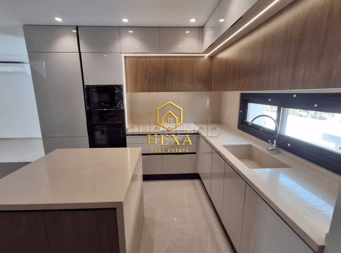 Triplex S3 avec piscine à Gammarth
