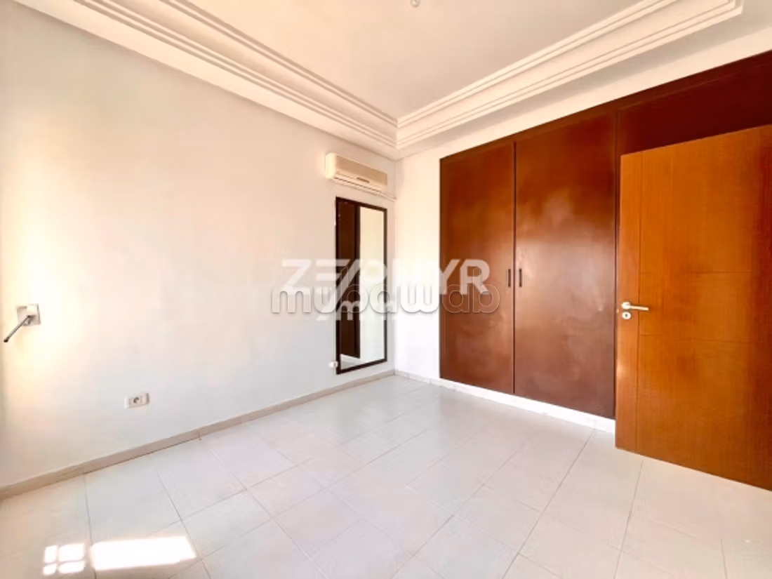 A louer Duplex S3 vide aux Jardins de Carthage