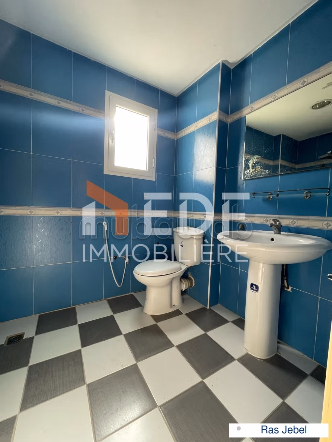 Bel Appartamento In Vendita a Ras Jebel Bizerte