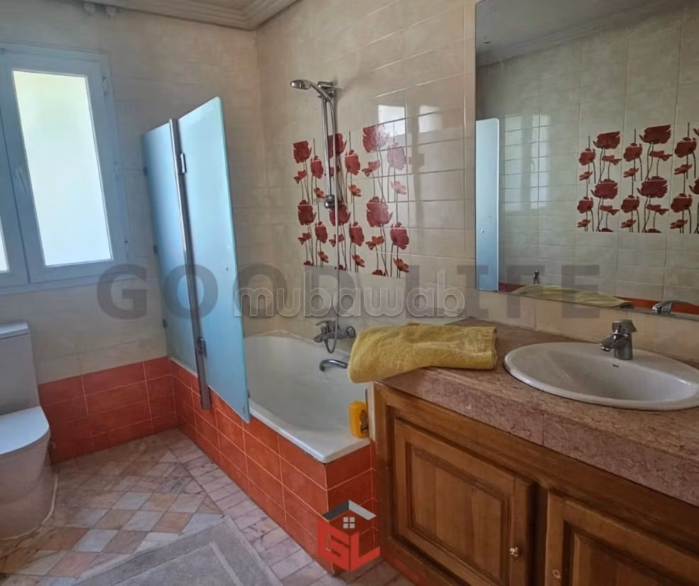 In Affitto Villa Arredata a Menzah 1