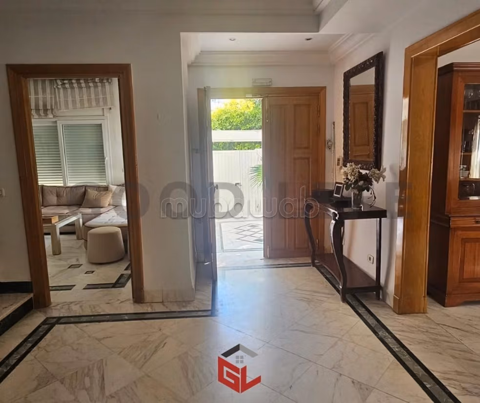 In Affitto Villa Arredata a Menzah 1