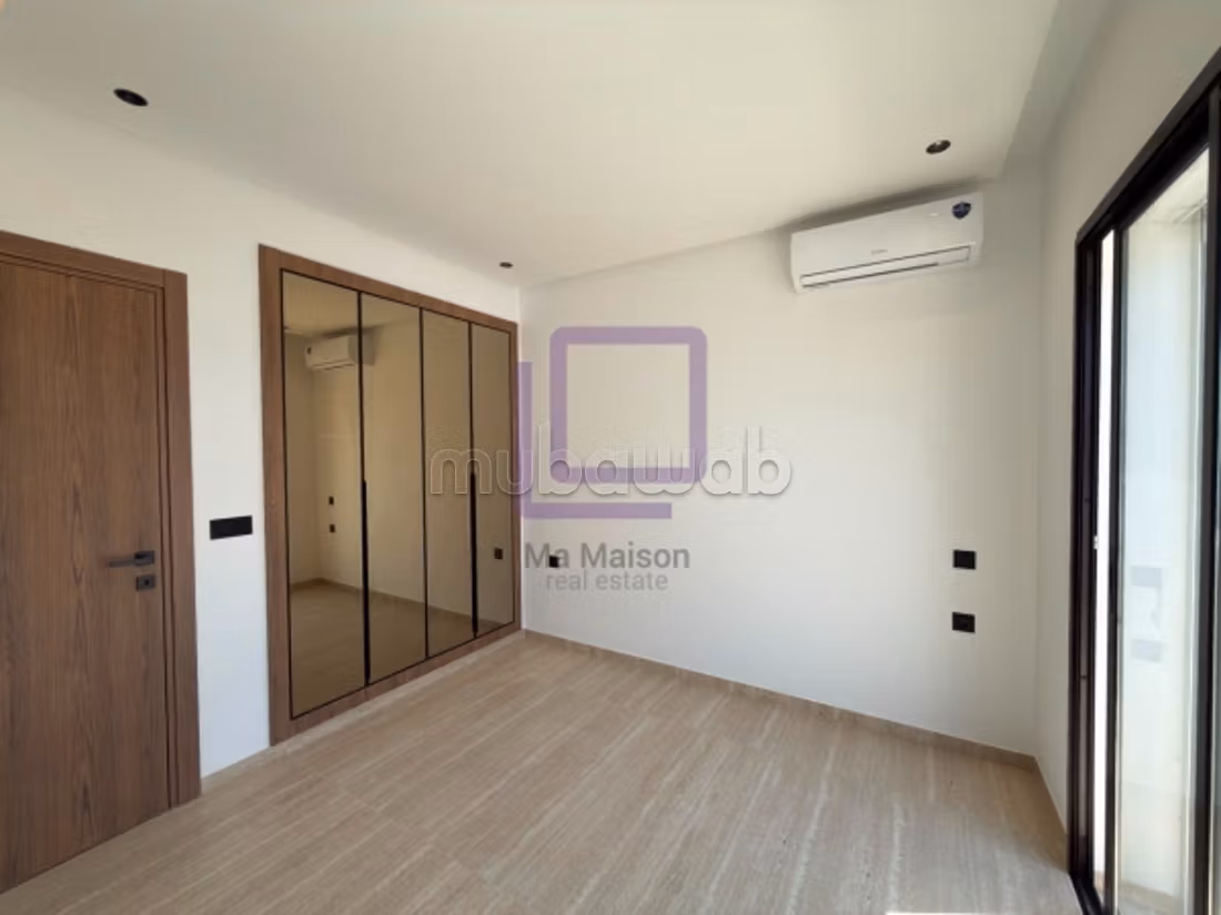 Un s2 neuf à Soukra