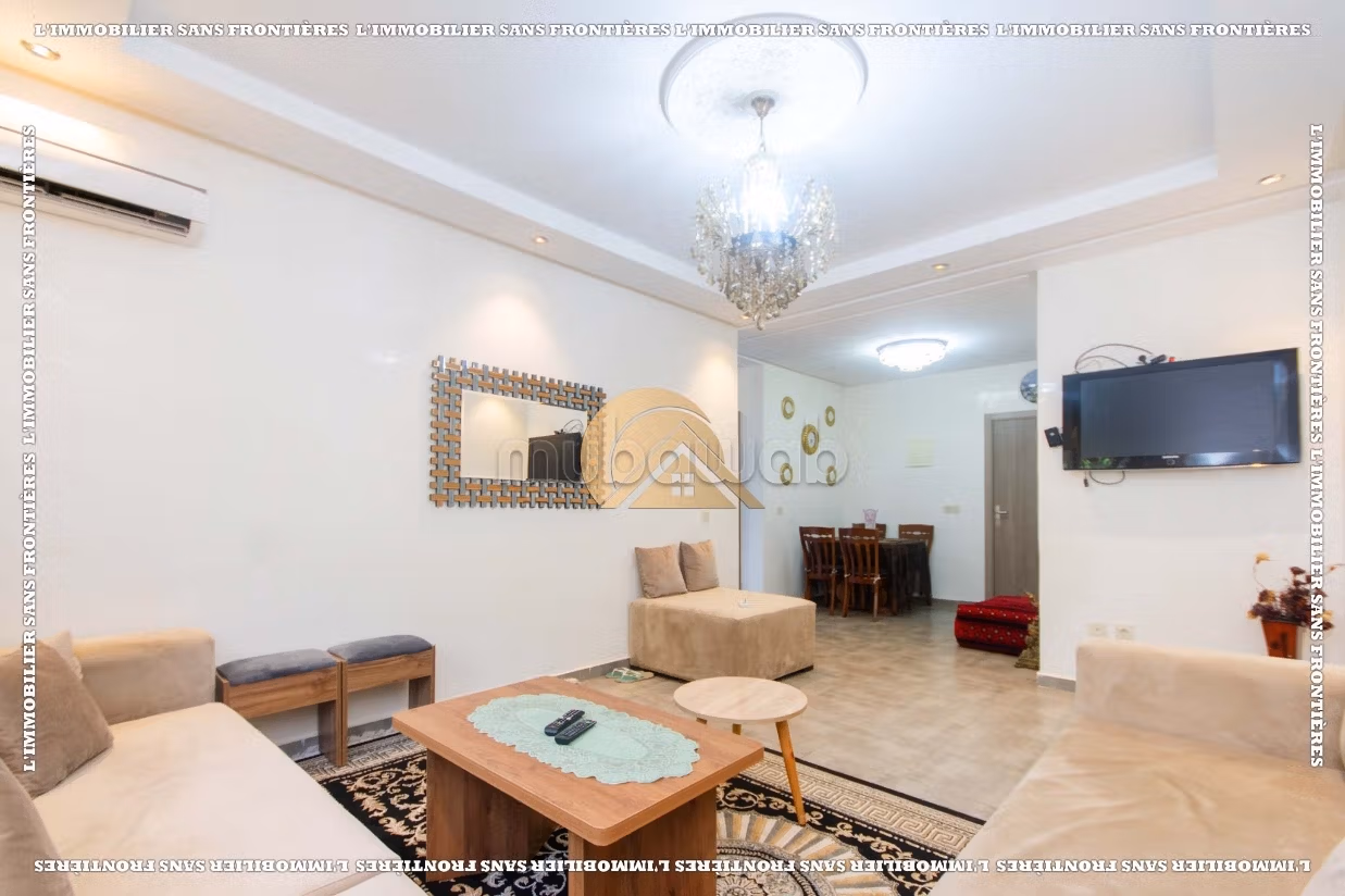 Appartamento arredato in affitto sulla Route d’Amizmiz, Marrakech – Piano terra con giardino privato – 83 m²