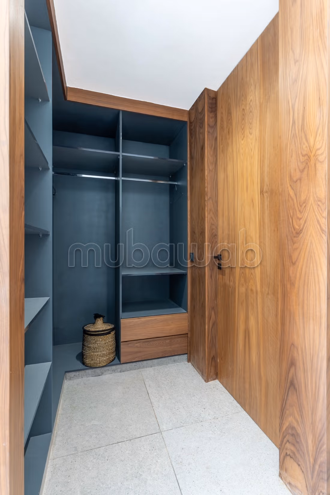 Villa d'Exception meublée 2000m2 terrain km 9
