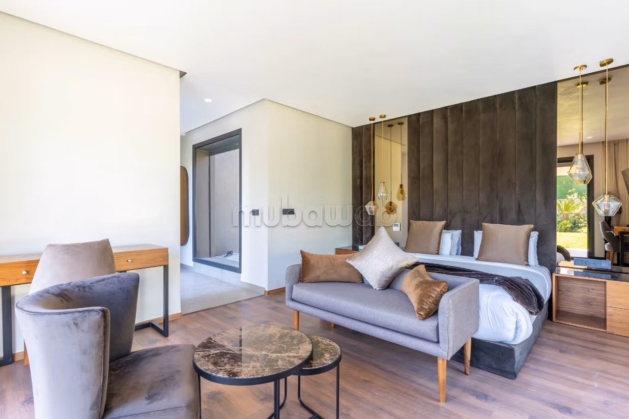 Villa d'Exception meublée 2000m2 terrain km 9