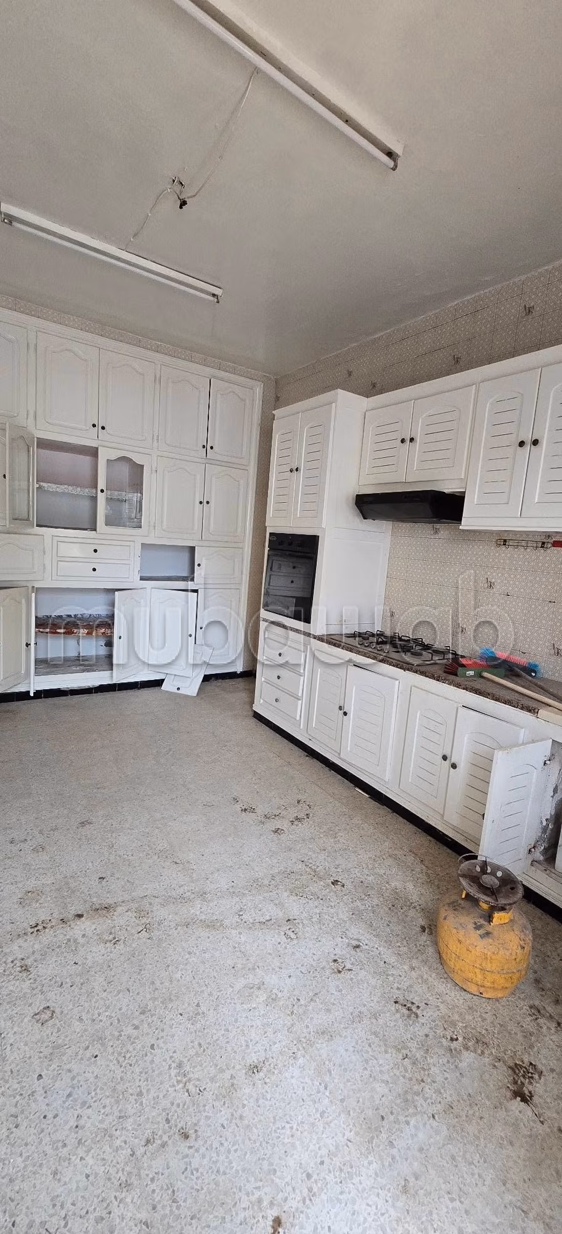 For sale two-story house / total independence