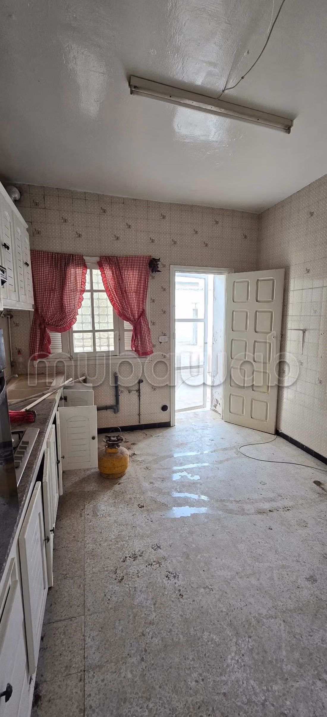 For sale two-story house / total independence