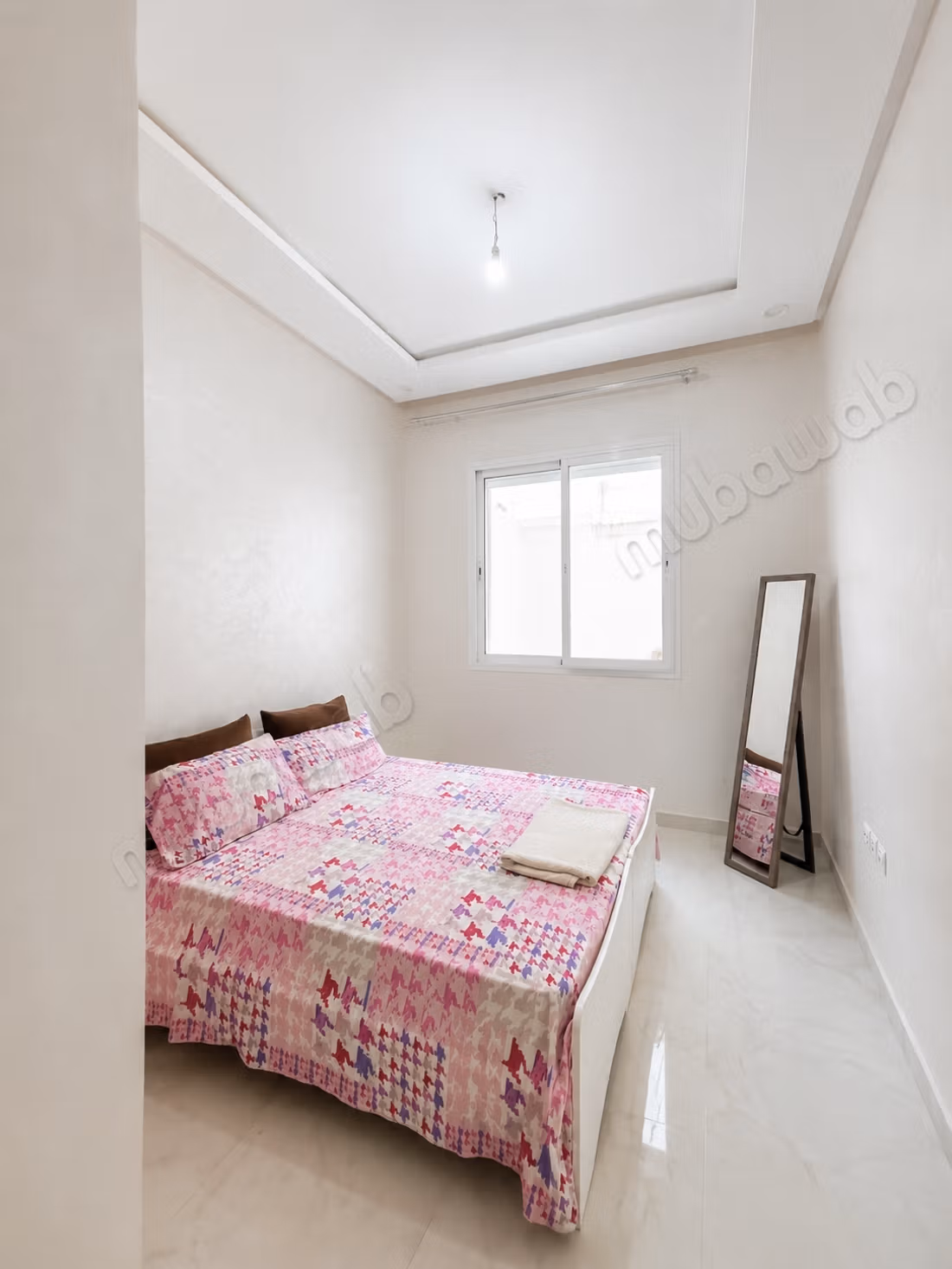 Superb 2 Bedroom Renovated Apartment on the Ground Floor – Calm and Pleasant Residence