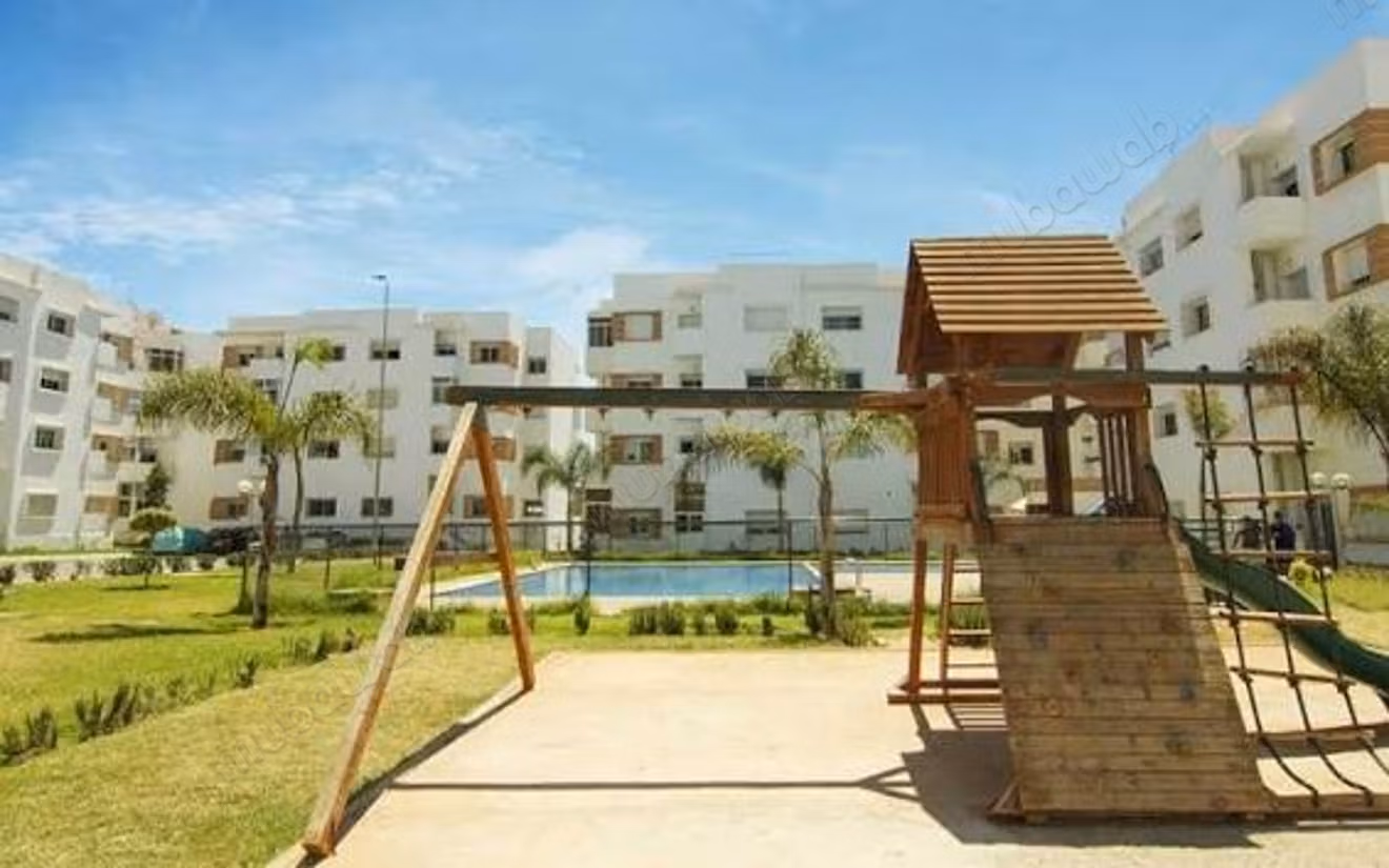 Superb 2 Bedroom Renovated Apartment on the Ground Floor – Calm and Pleasant Residence