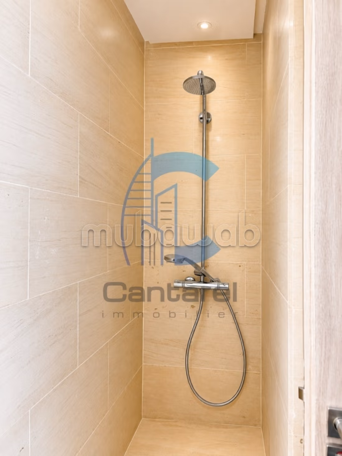 In affitto, studio arredato – Anfa Sunset