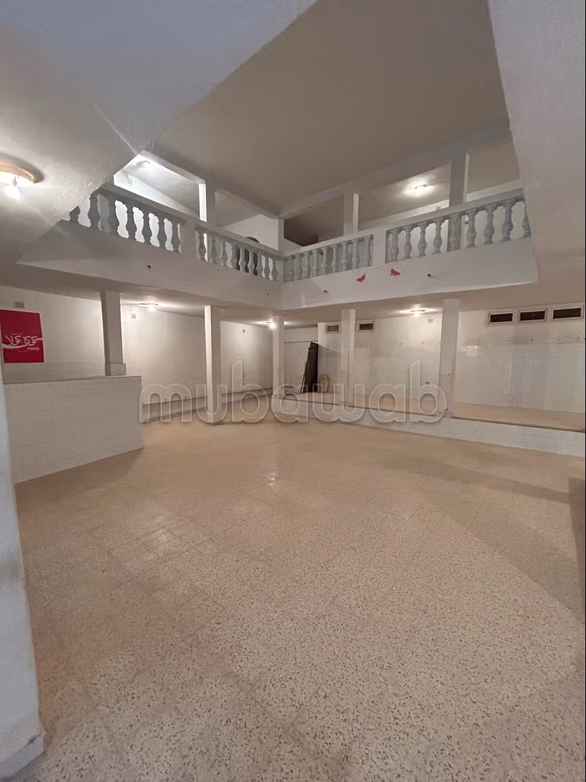 Vaste local commercial de 600 m² – Mareth 6080