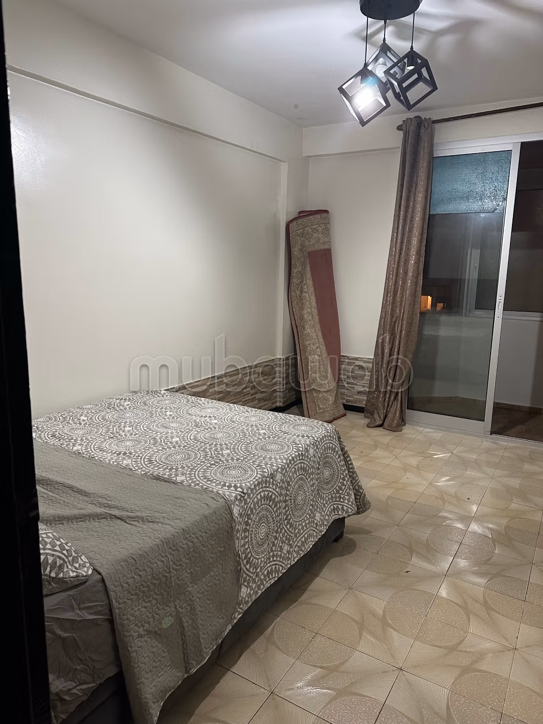 Affittare un appartamento a Bourkane Ovest. 2 camere. Arredato