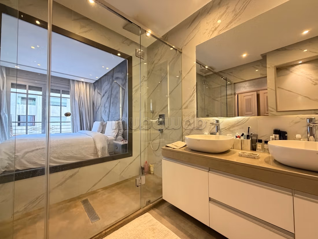 Appartement 220 m² à Racine — 21