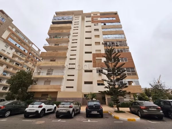 Apartamento en venta en Hay Mohammadi. 2 encantadoras habitaciones. Amueblado