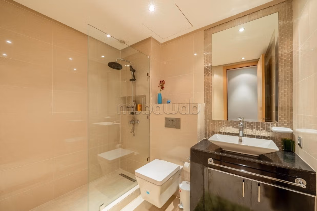 Rez de jardin, 2 chambres meublés, piscine, golf