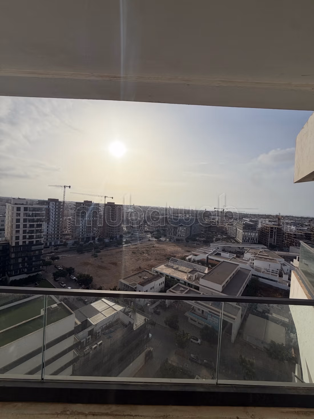 CFC Rent this apartment. Total area 110 m². Satellite dish and security