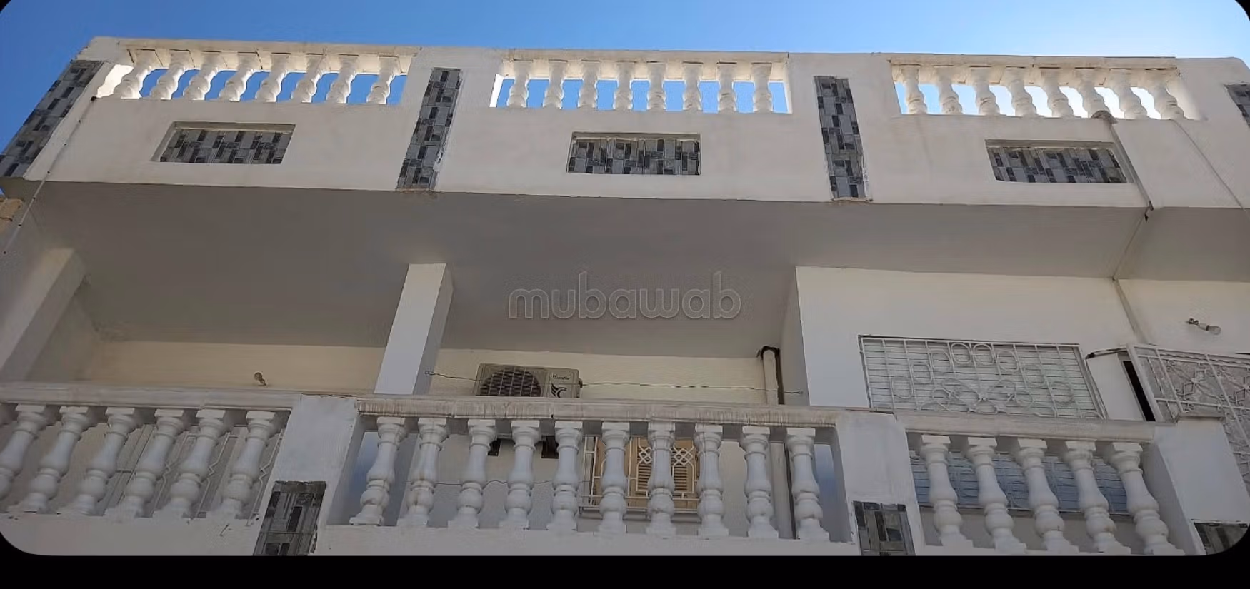 Casa in vendita a El Ouardia. 5 camere confortevoli. Arredata