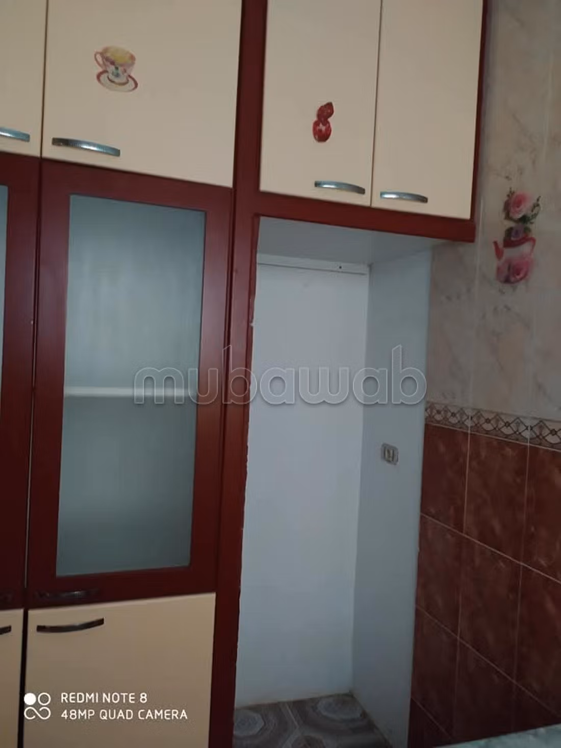 Jolie maison à vendre avec 3 garages. Surface totale 110 m²