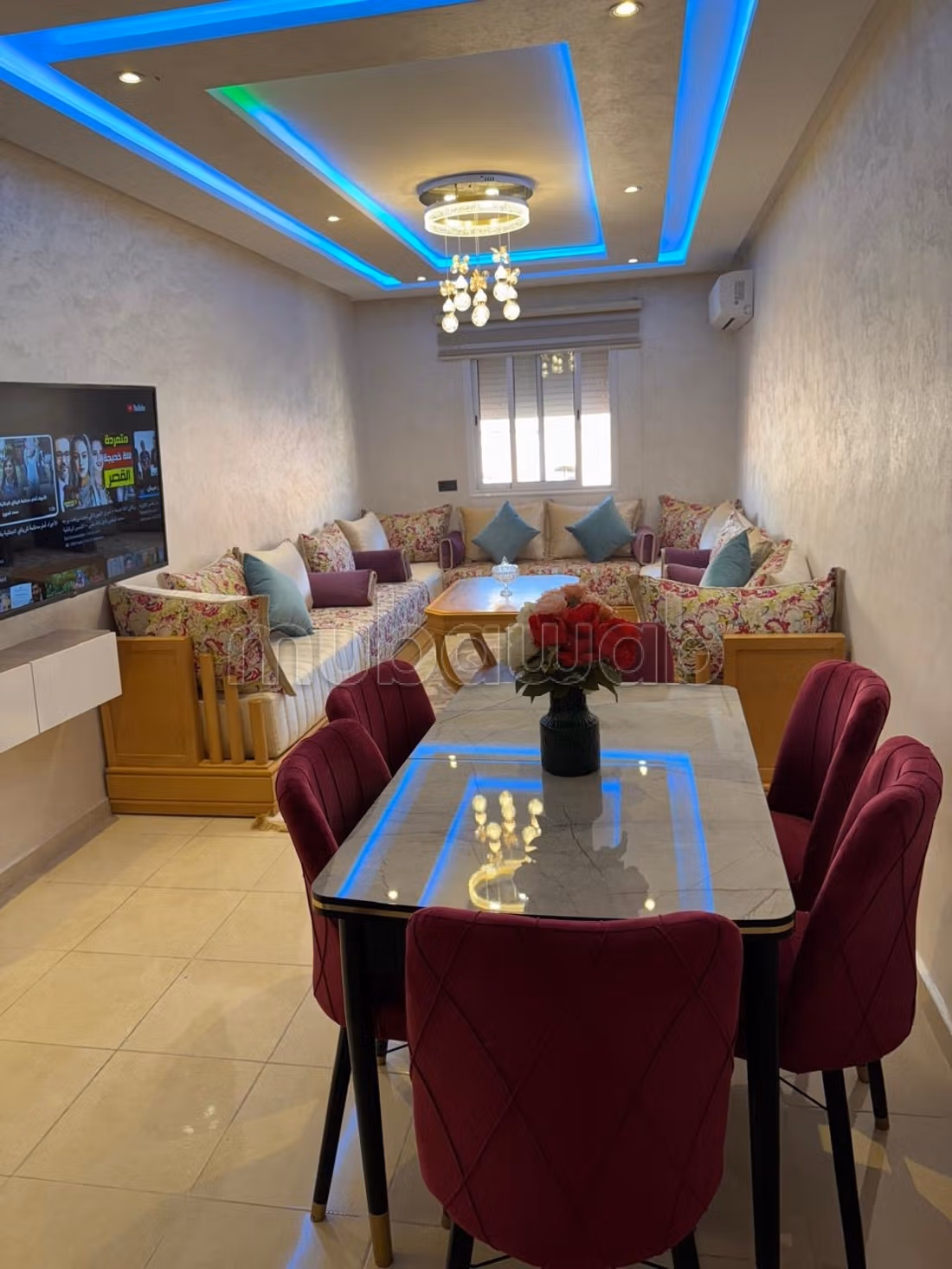 Appartement à vendre à Ain Mezouar. 
3 pièces. 
Meublé — 4