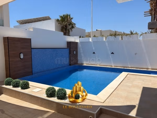 Villa 2S6 Avec 2 Piscines à Jinene, Banikhiar