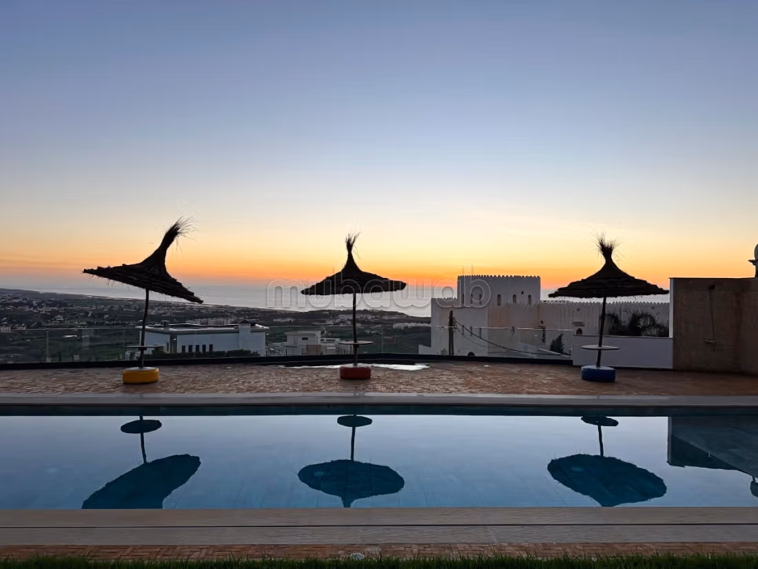 Villa for rent in Mediouna. Area 1200 m². Exceptional sea view, central heating