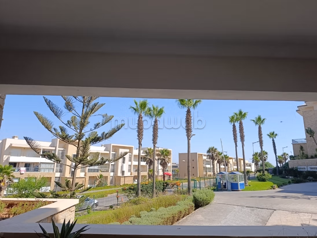 Beautiful apartment at Nations Beach