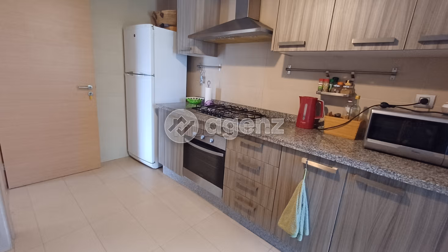 Appartamento in affitto 111 m², 2 camere da letto Città Verde Bouskoura