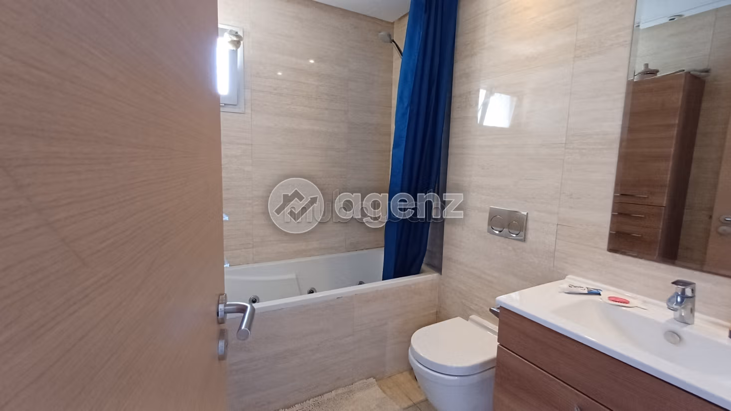 Appartamento in affitto 111 m², 2 camere da letto Città Verde Bouskoura