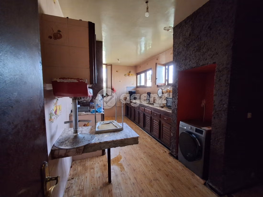 Villa in vendita 570 m², 6 camere Btana Salé
