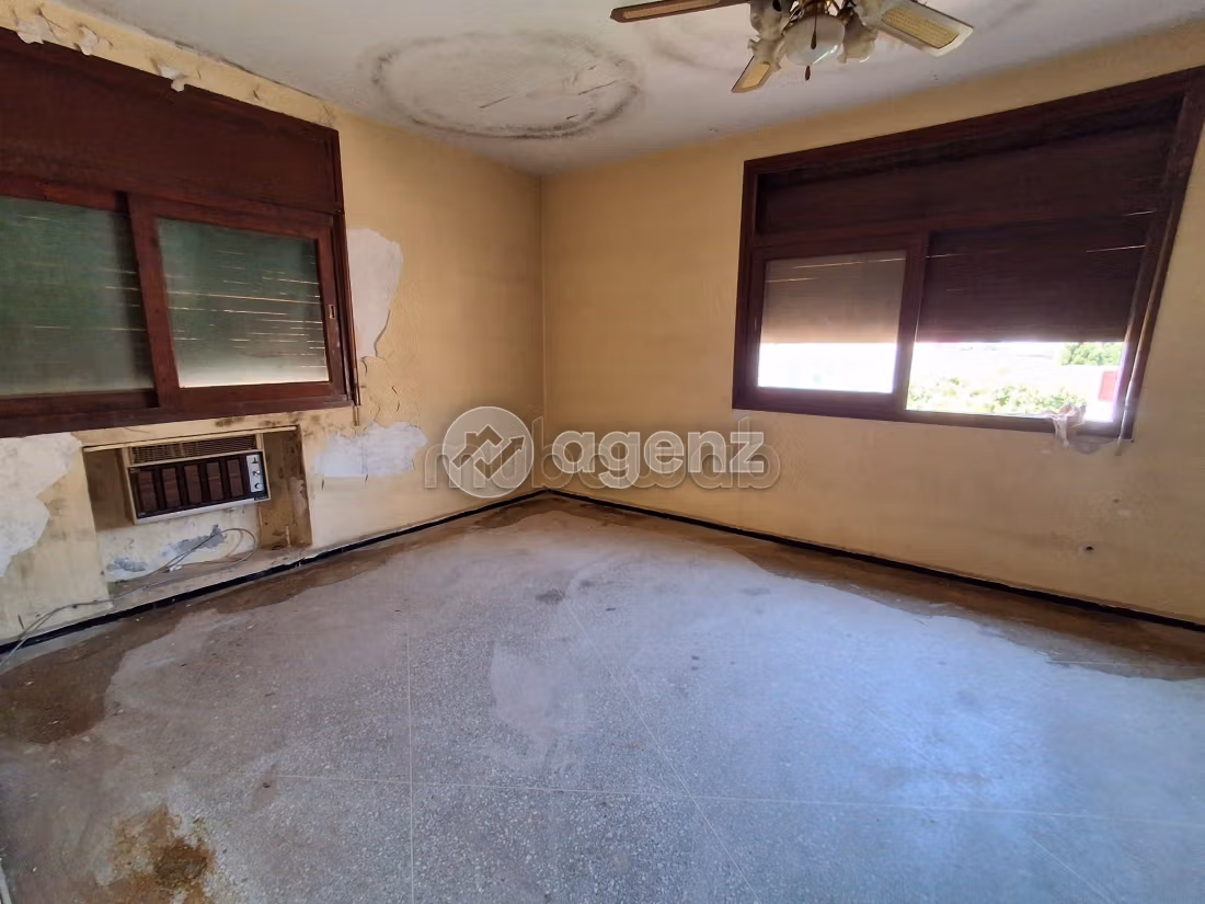 Villa in vendita 570 m², 6 camere Btana Salé
