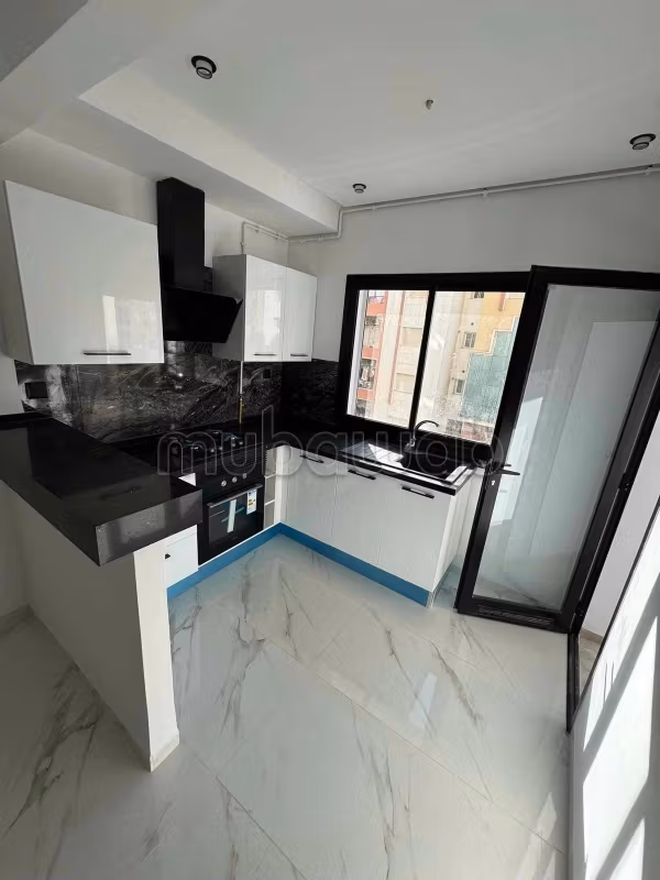  À VENDRE – Appartement S1 à Laouina Cité El Wahat