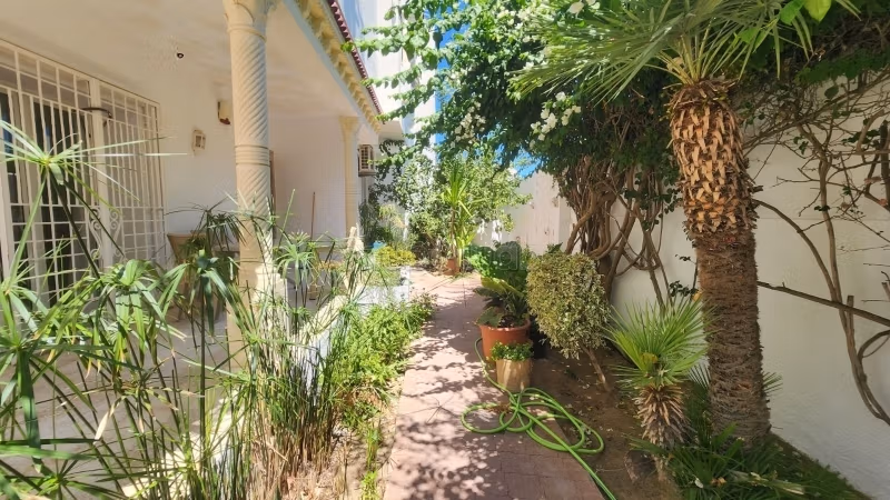 Villa à la Marsa Cité des Juges 2 niveaux indép