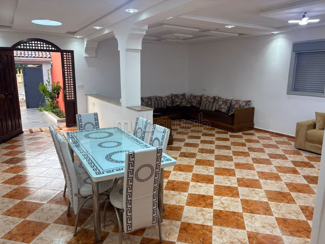 Casa de estilo villa en venta - Castillejo