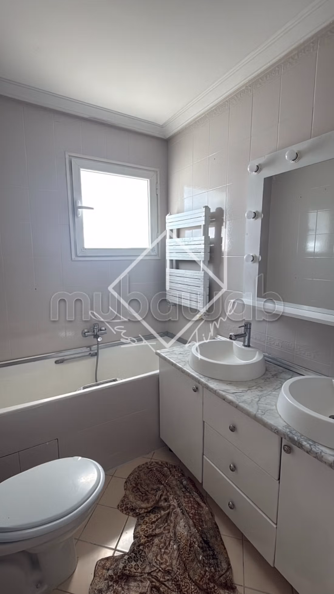 In affitto: Casa spaziosa in triplex a Jardini d’El Menzah