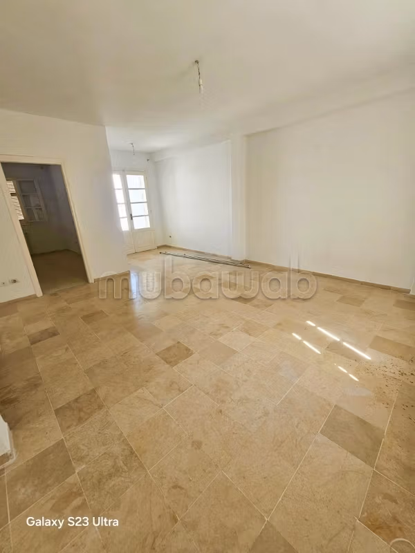 À louer un appartement s1 à ain Zaghouan nord