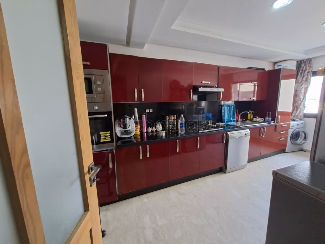 Appartement en vente à Les princesses.
Surface totale 126 m².
Cheminée et climatisation — 2