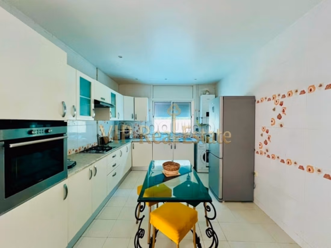 À vendre – un S3 au rez de chaussée à La Marsa