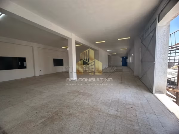 Location dépôt de stockage a charguia 2