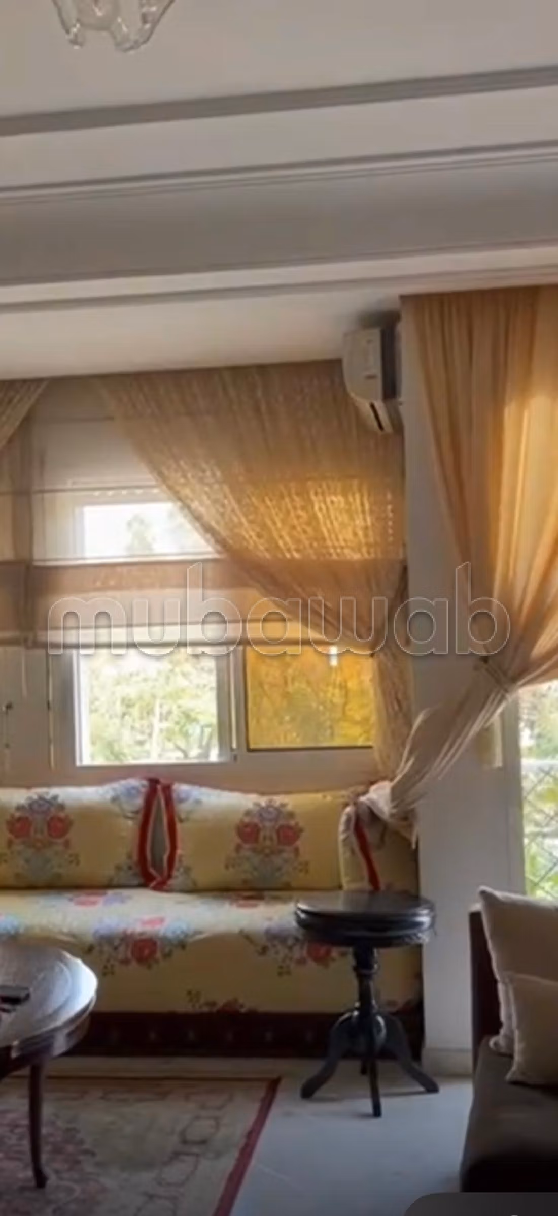 Louez cet appartement à Derb Lihoudi.
Surface totale 143 m².
Ascenseur et places de parking — 2