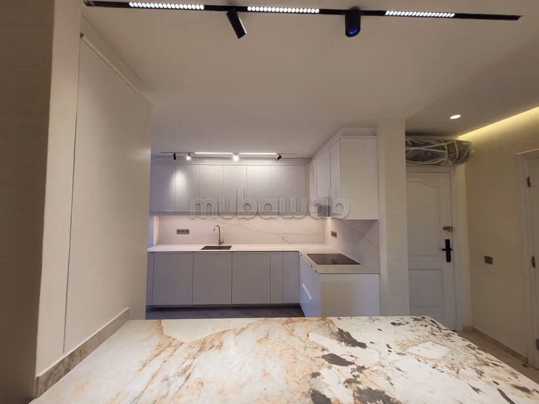 Appartement vide à louer en Longue durée 
Centre — 3