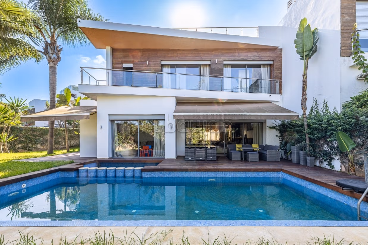 Villa te koop in Ain Diab langs de Route d'Azzemour