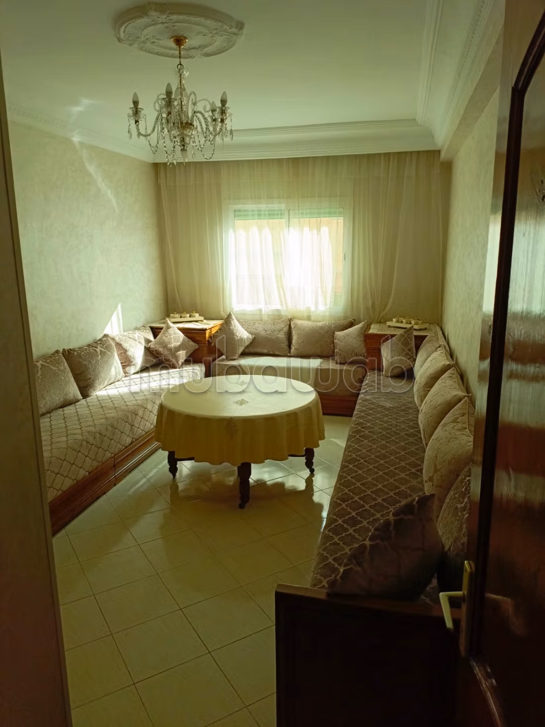 Appartement à vendre à Al Qods. 
Surface de 106 m². 
Cuisine bien équipée — 6