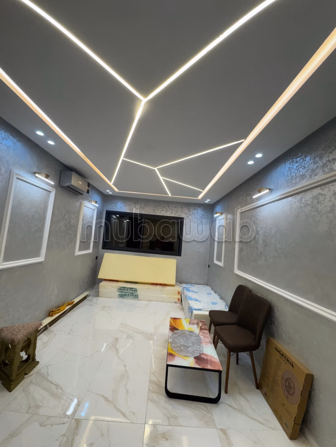 Maison à la vente à Sidi Allal El Bahraoui. 
Surface de 80 m². 
Cuisine bien équipée