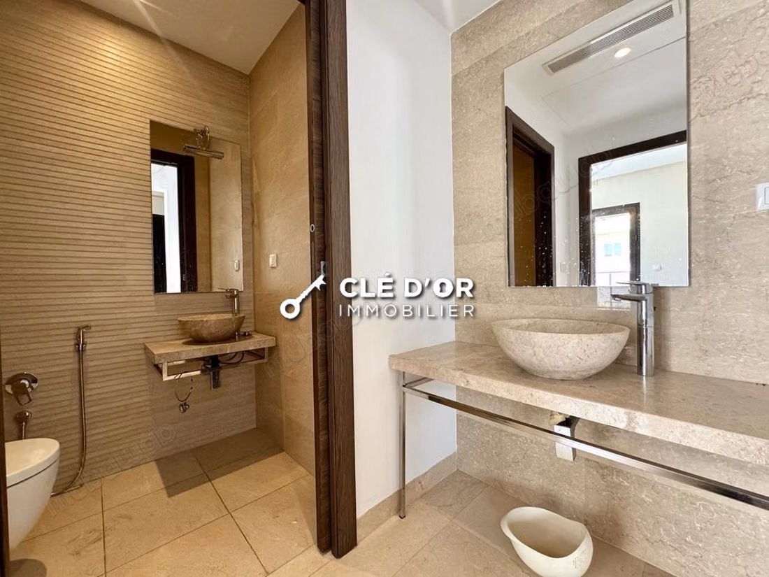 Appartement S2 meublé à louer au Lac 2