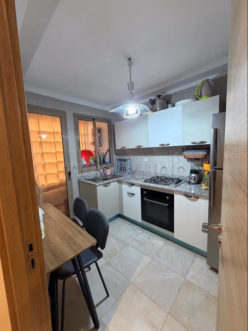 Furnished Apartment 92 m² with Pool – Al Mazar