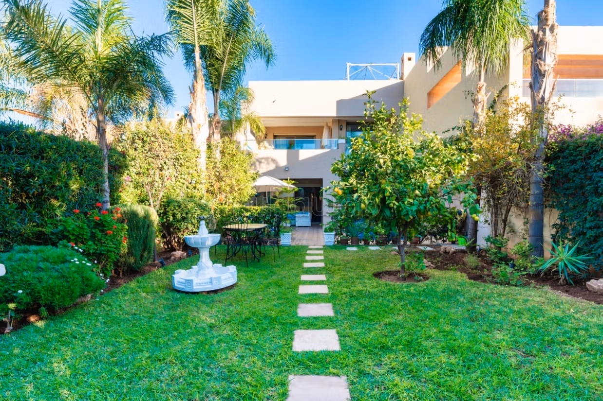 Luxury villa for rent for your vacation on Boulevard Med 6, Golf Prestigia
